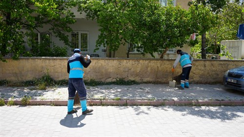 Niğde Belediyesi’nden Bayram Öncesi Mahalle Temizlik Seferberliği