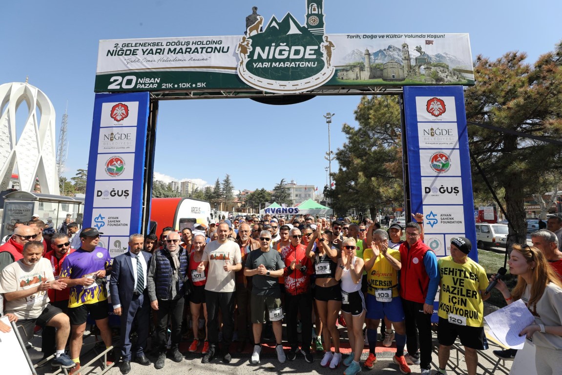 518 Sporcu Kahraman Şehit İçin Koştu