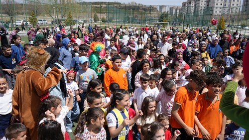 “Mahallemde Bayram Var” Şenliği Niğde’de Bayram Coşkusunu Mahallelere Taşıdı